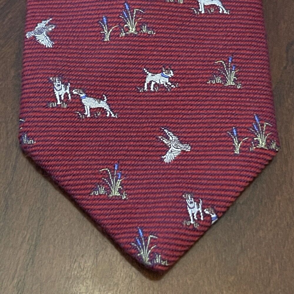 Lester Madrid Burgundy 70% Wool 30 Silk Men’s Neck Tie Made In China Dog Print